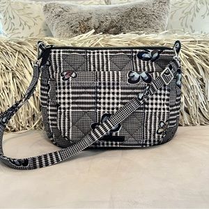 VERA BRADLEY Bedford Plaid Carson Preformance Twill Black White Blue Floral